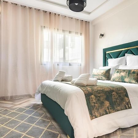 C-Appartement De Luxe Plein Centre De Gueliz Avec Piscine Parking Wifi Netflix Маракеш Екстериор снимка